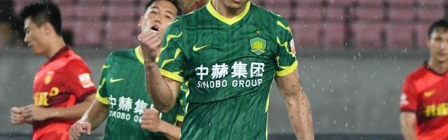 彩客网体育集团-中超年轻土炮同时爆发 郭田雨张玉宁对飚冲击金靴