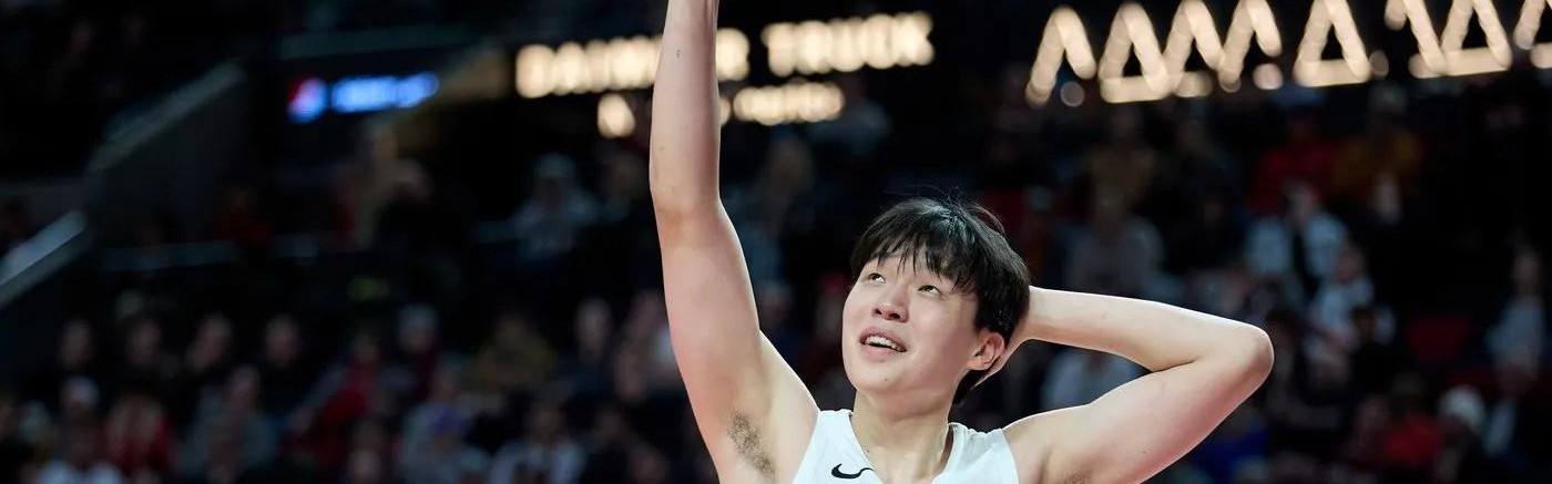 -11正负值全场最低，杨瀚森半场6分33秒1中0得0分3板1失误